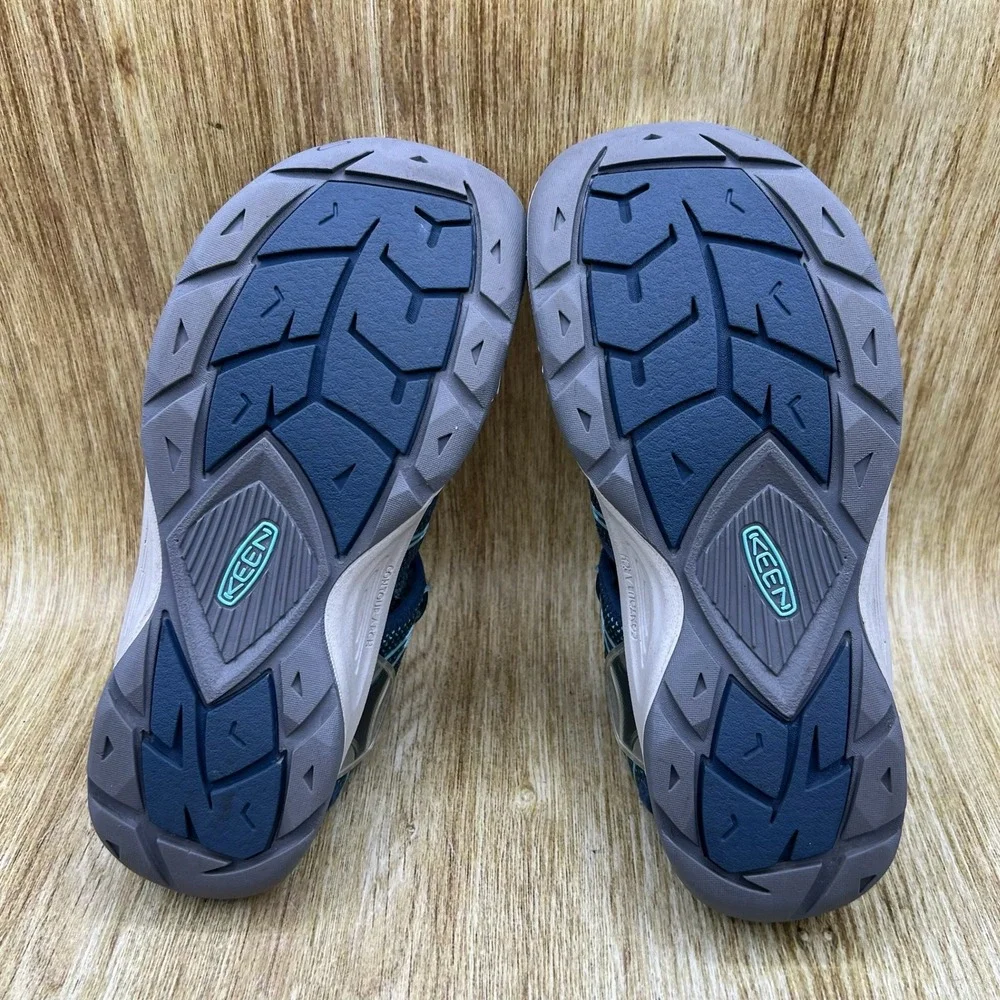 KEEN Evofit One Water Sandals Women's Size 7 Blue Knit Bungee Hiking Shoes